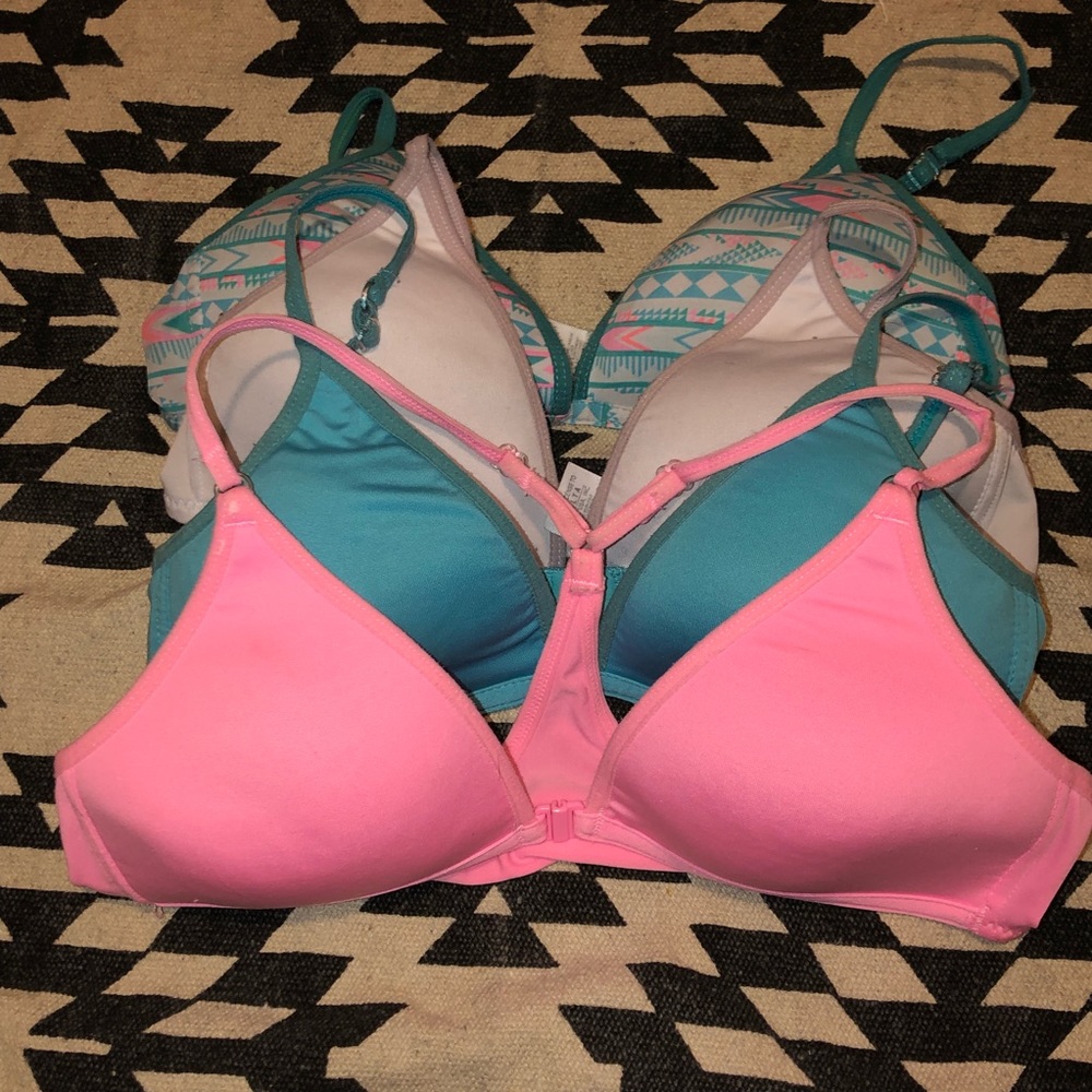 🌼•4 Delta Bras•